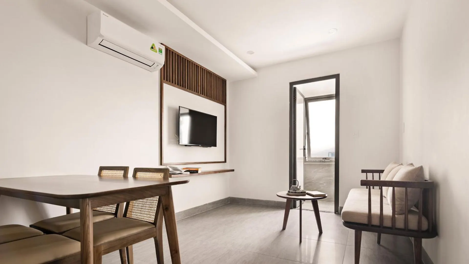 Hoang Thinh Hotel & Apartment Danang