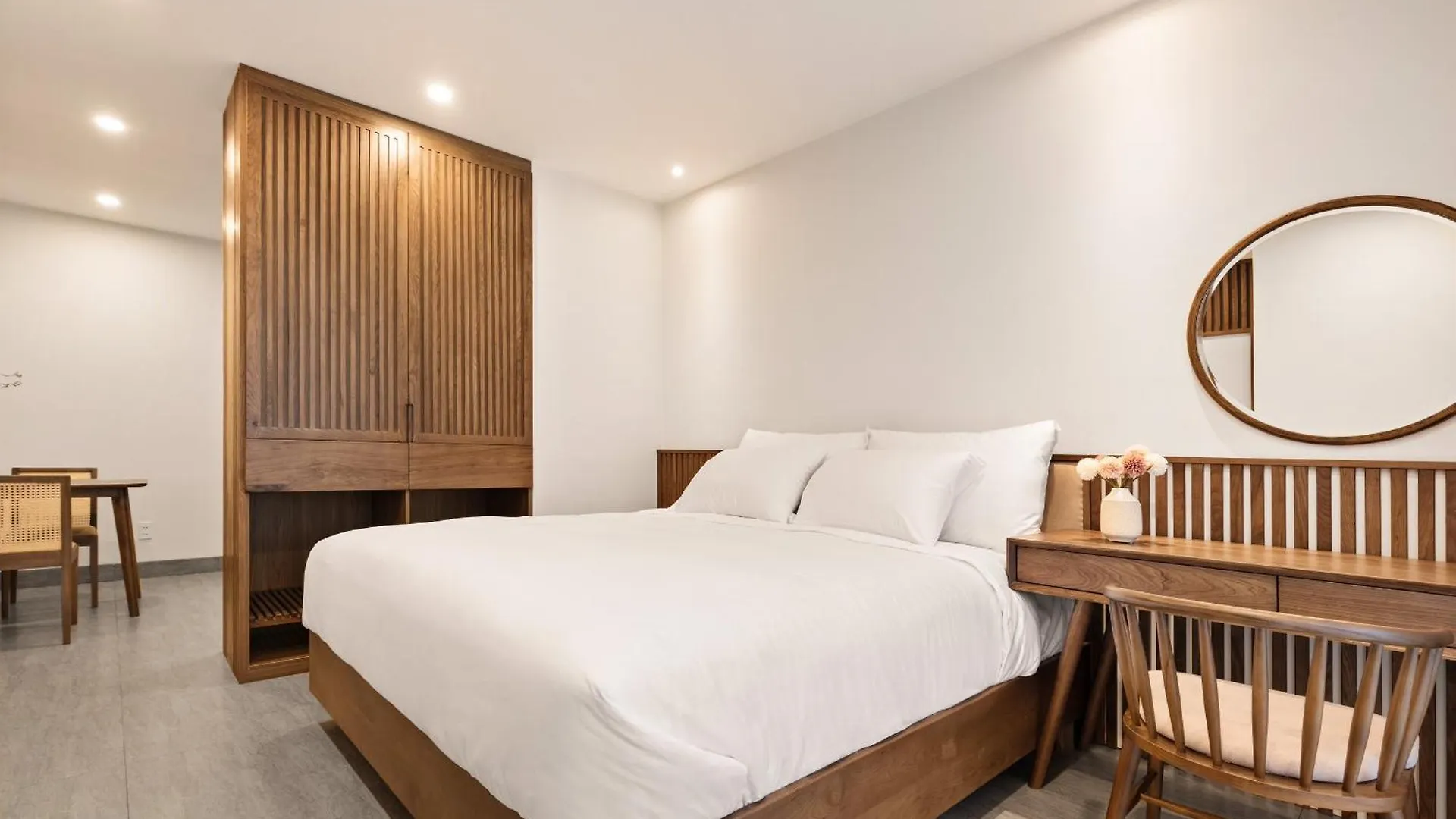 Hoang Thinh Hotel & Apartment Danang  Da Nang