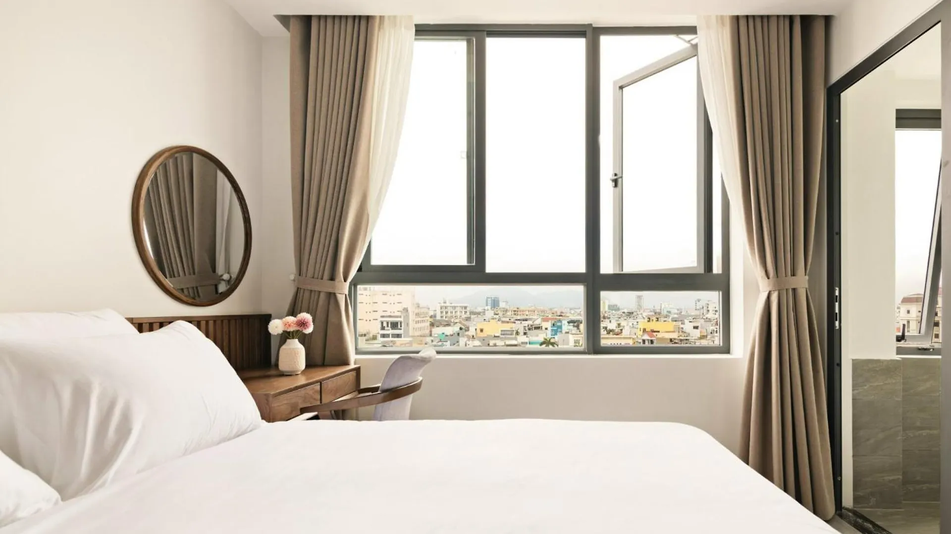 Hoang Thinh Hotel & Apartment Danang