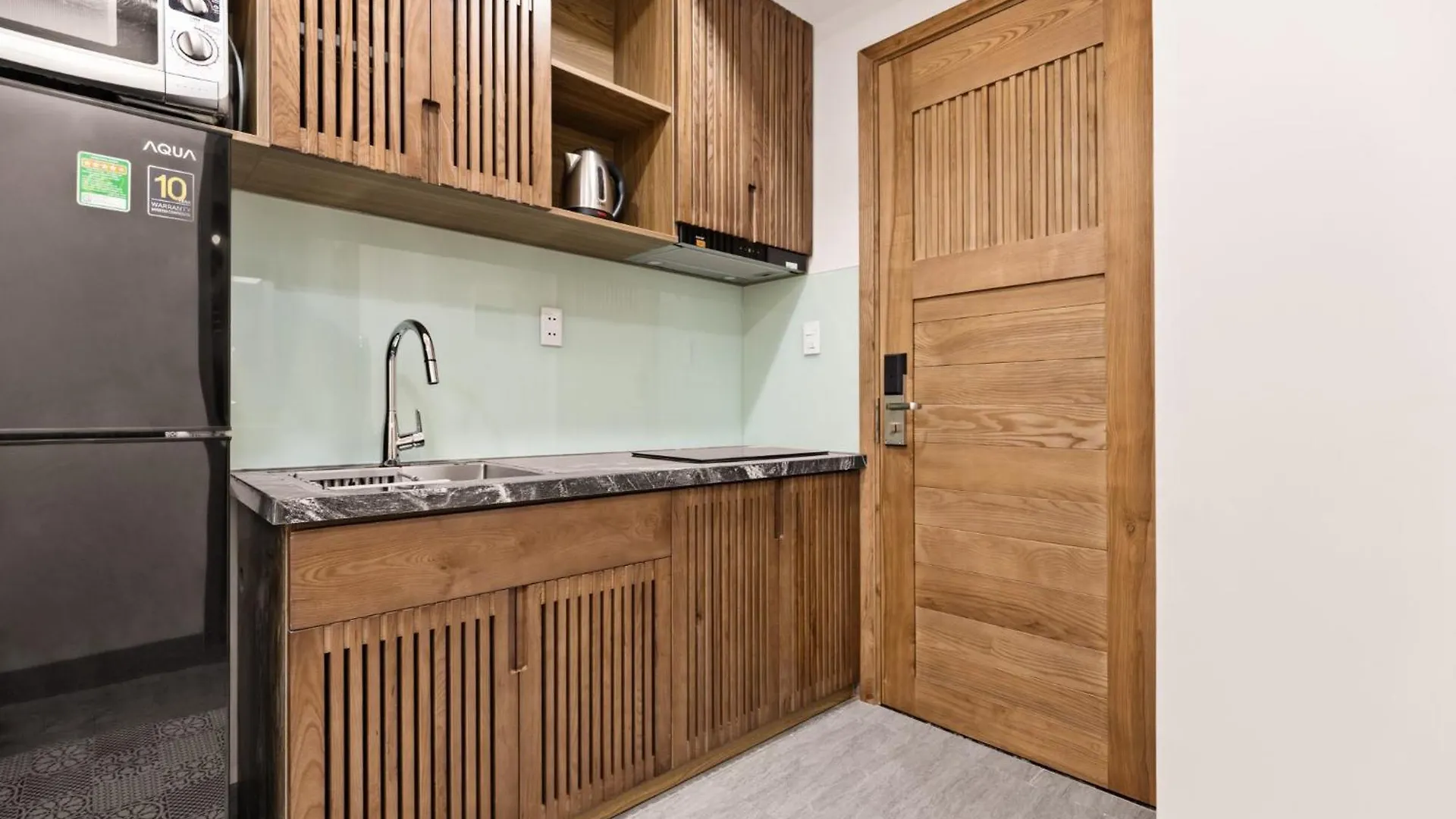 ***  Hoang Thinh Hotel & Apartment Danang Vietnam