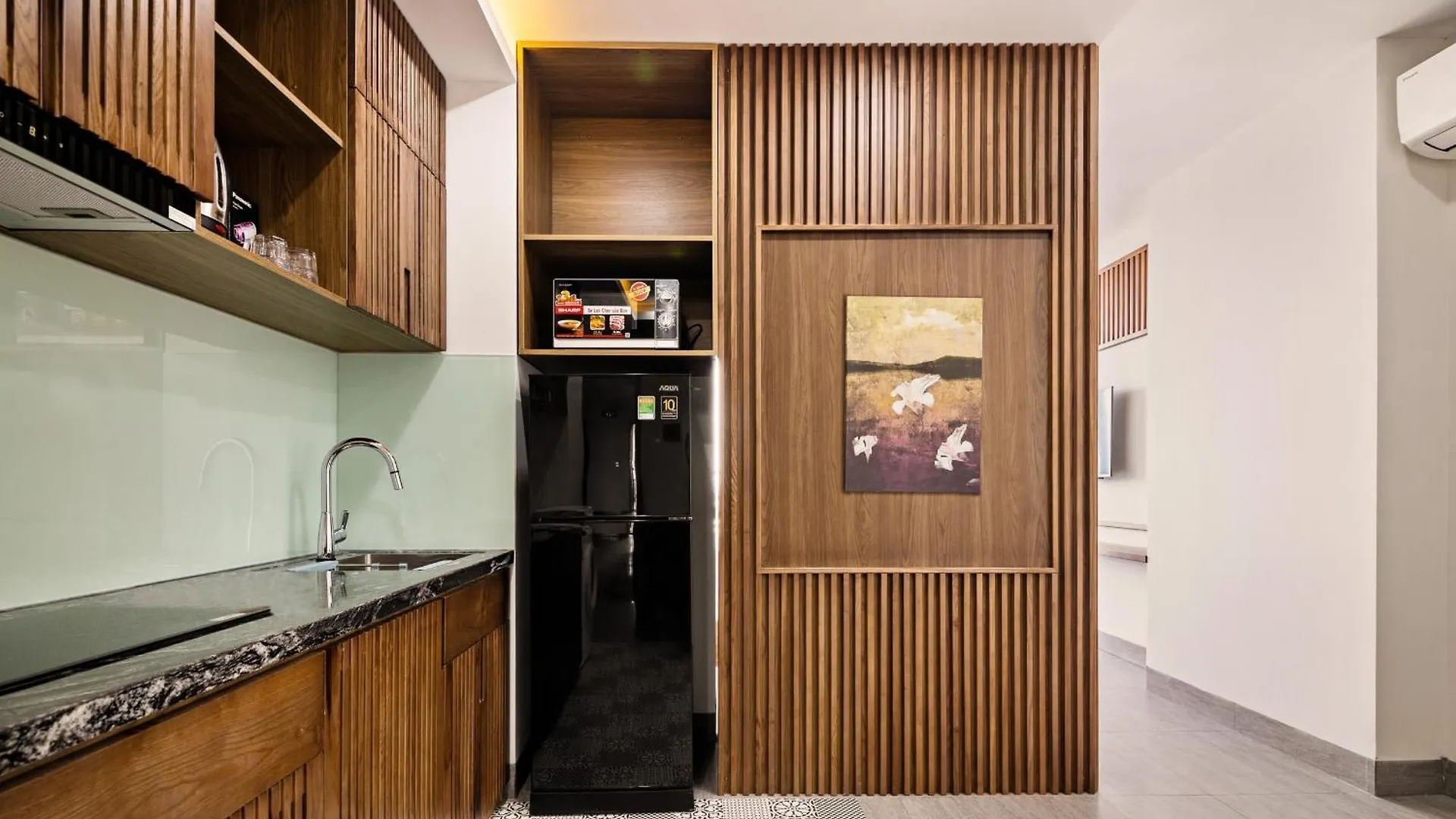 ***  Hoang Thinh Hotel & Apartment Danang Vietnam